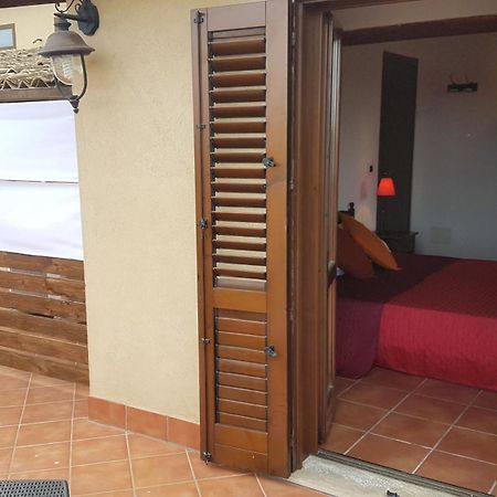 B&B Casale Siciliano Di Miryam Tiralongo Avola Eksteriør billede