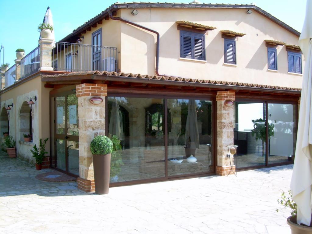 B&B Casale Siciliano Di Miryam Tiralongo Avola Eksteriør billede