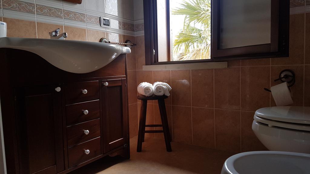 B&B Casale Siciliano Di Miryam Tiralongo Avola Eksteriør billede