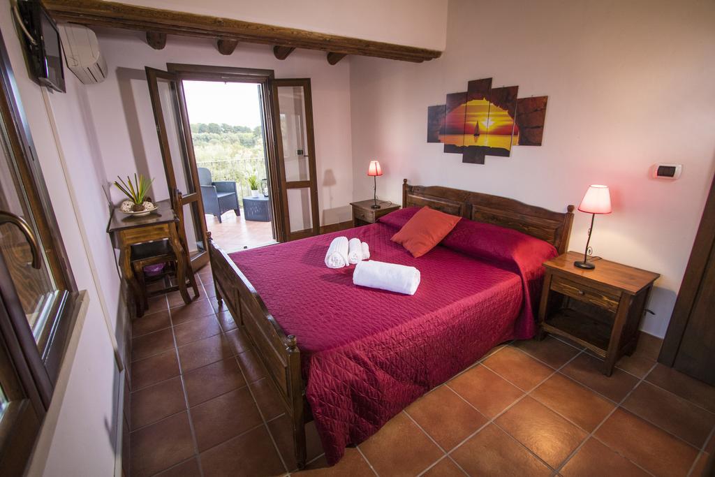 B&B Casale Siciliano Di Miryam Tiralongo Avola Eksteriør billede